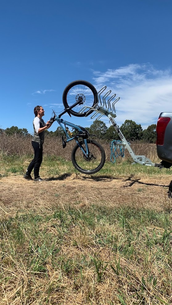 Single Trail Upright 3 Bike Shuttle Bike Rack