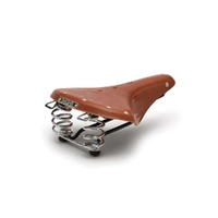 Brooks B67 Leather Saddle in Honey